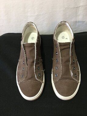 Women's Brown Slip On Sneakers